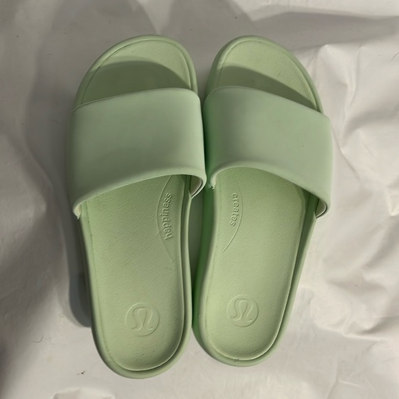 lululemon athletica Shoes - Lululemon Restfeel Slide Kohlrabi Green